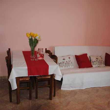 Apartment Mime Mimice Extérieur photo